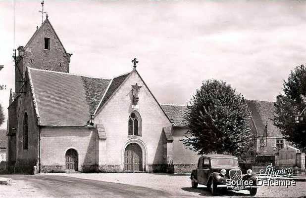 61 Bellou le Trichard L Eglise.jpg